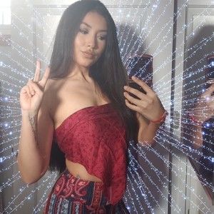 Meet your Posher, Priscila